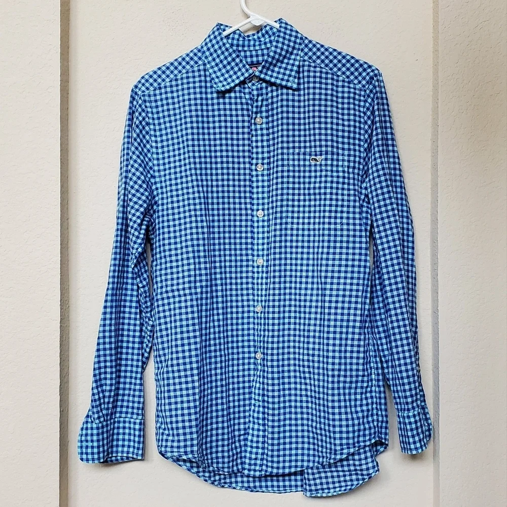 Vineyard Vines Slim Fit Tucker Shirt.  Size Small
